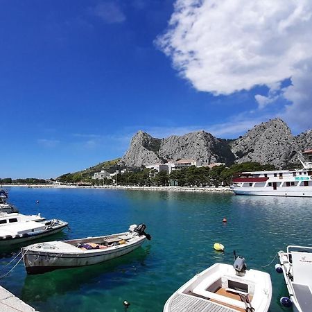 Apartment Ora Omiš Exteriör bild