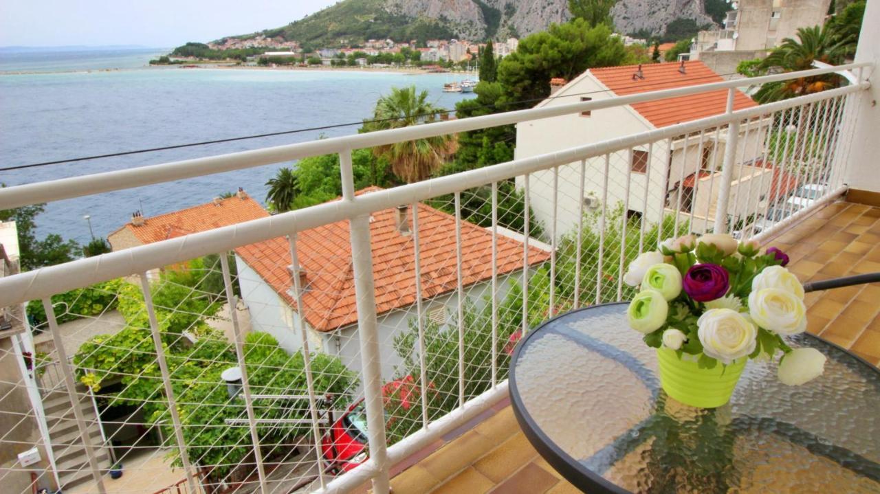 Apartment Ora Omiš Exteriör bild