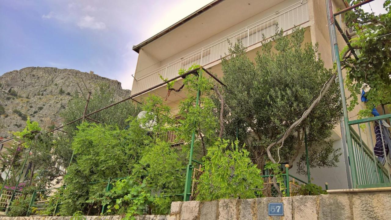 Apartment Ora Omiš Exteriör bild