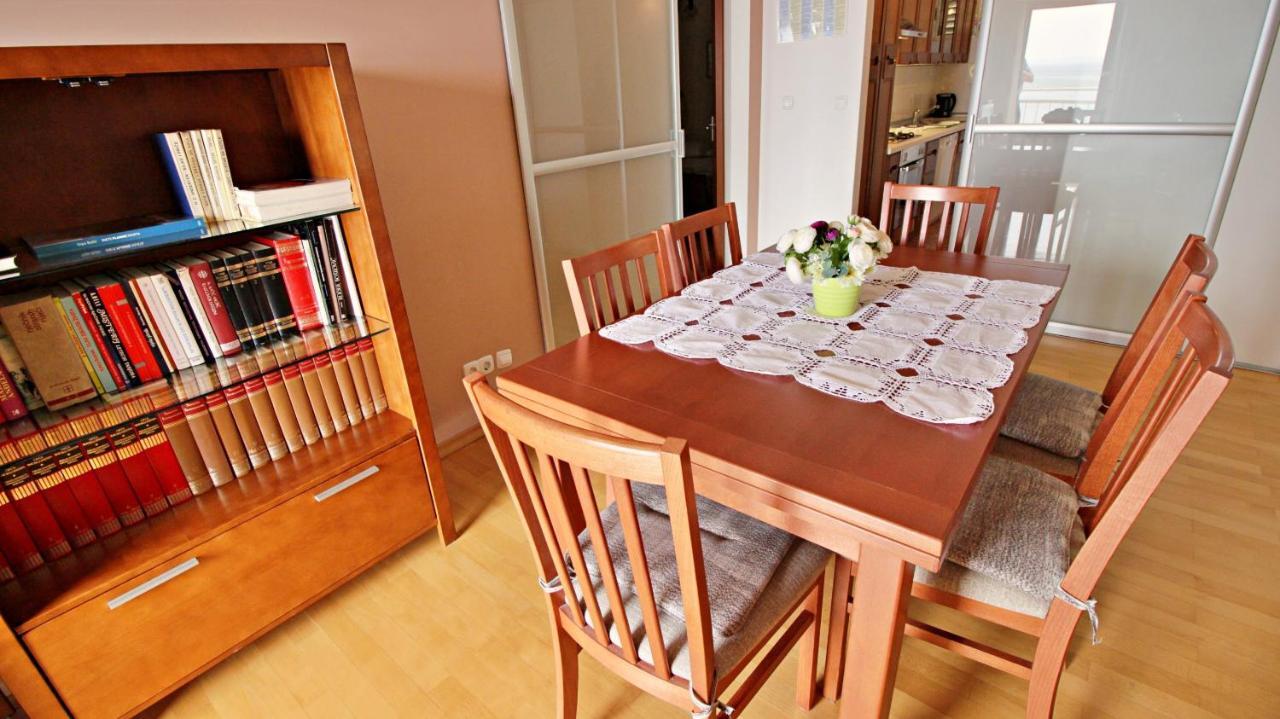 Apartment Ora Omiš Exteriör bild