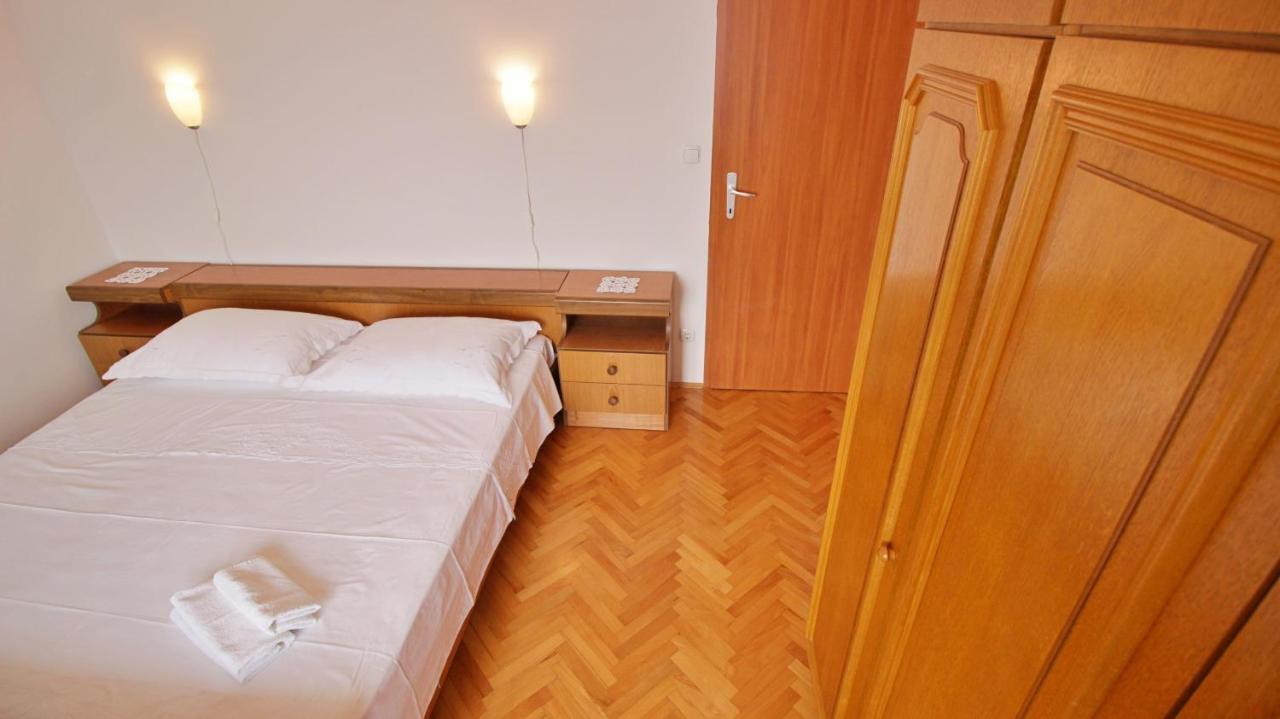 Apartment Ora Omiš Exteriör bild