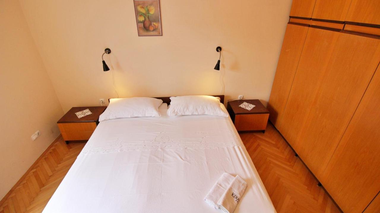 Apartment Ora Omiš Exteriör bild